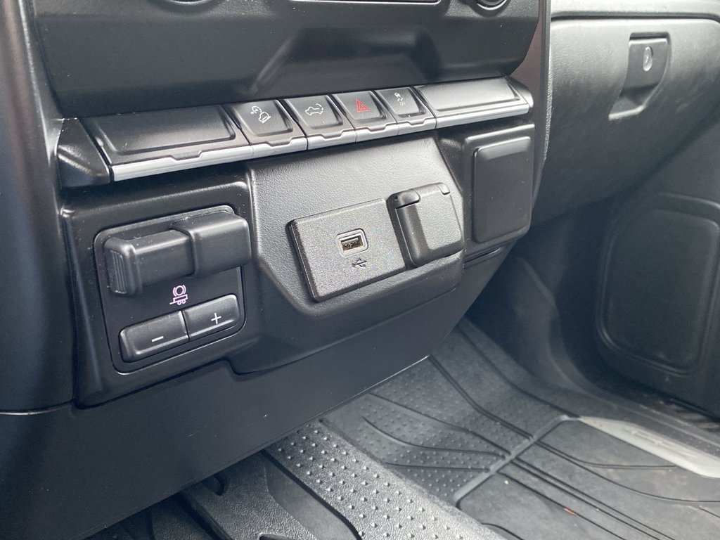 2019 Chevrolet Silverado 1500 Custom Trail Boss | 4WD | V8 | Cruise | Cam in Saint John, New Brunswick - 24 - w1024h768px