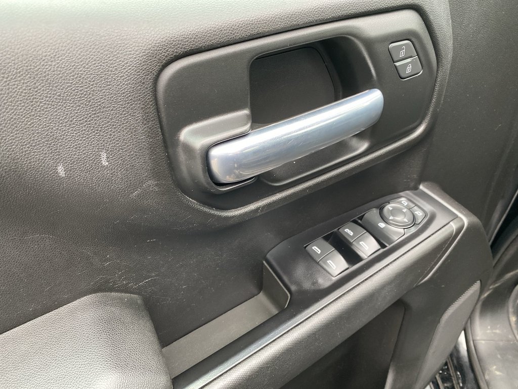 2019 Chevrolet Silverado 1500 Custom Trail Boss | 4WD | V8 | Cruise | Cam in Saint John, New Brunswick - 13 - w1024h768px