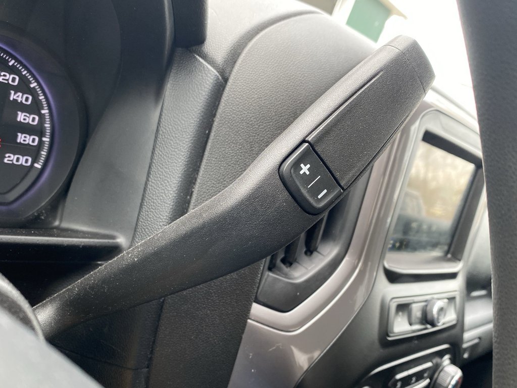 2019 Chevrolet SILVERADO 1500 Custom | V8 | Crusie | CAM | 4X4 in Saint John, New Brunswick - 25 - w1024h768px