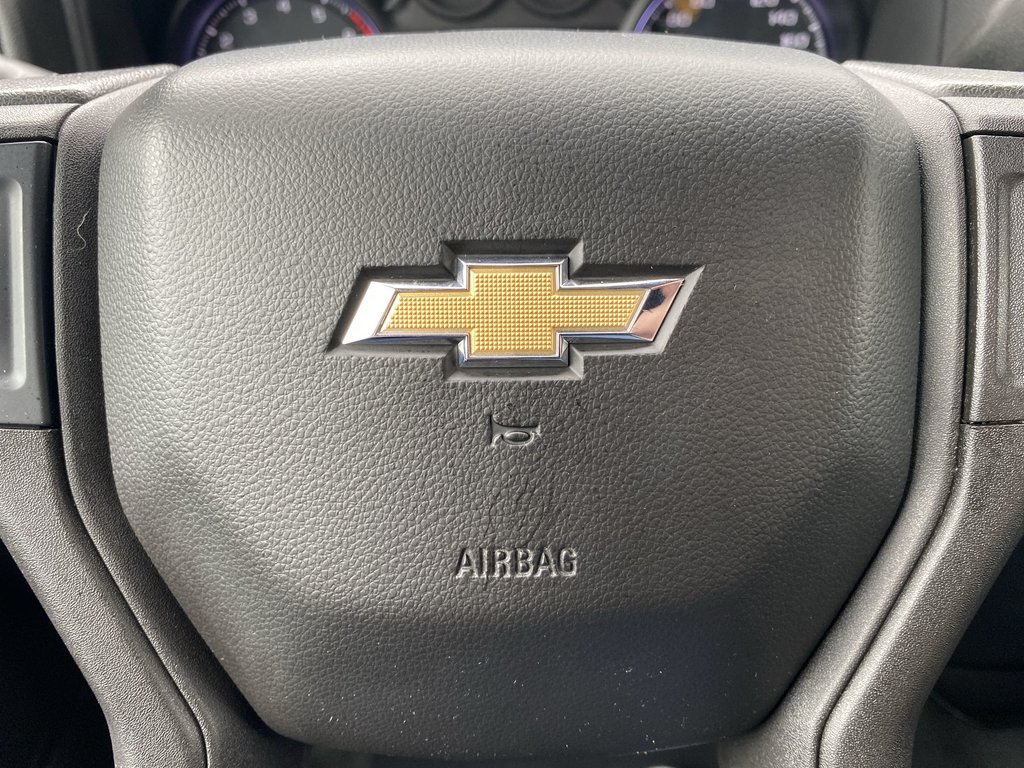 2019 Chevrolet SILVERADO 1500 Custom | V8 | Crusie | CAM | 4X4 in Saint John, New Brunswick - 15 - w1024h768px