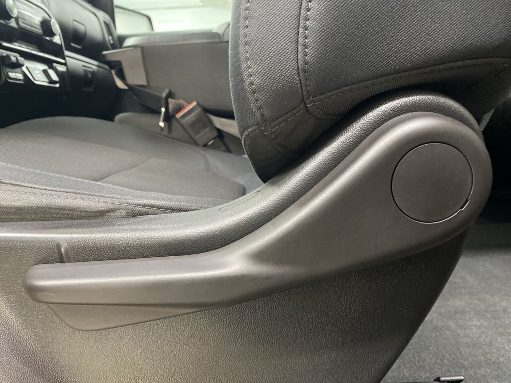 2019 Chevrolet SILVERADO 1500 Custom | V8 | Crusie | CAM | 4X4 in Saint John, New Brunswick - 12 - w1024h768px
