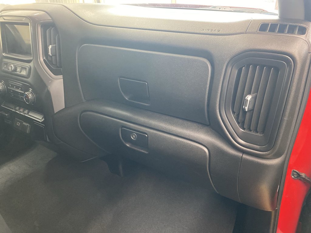 2019 Chevrolet SILVERADO 1500 Custom | V8 | Crusie | CAM | 4X4 in Saint John, New Brunswick - 35 - w1024h768px
