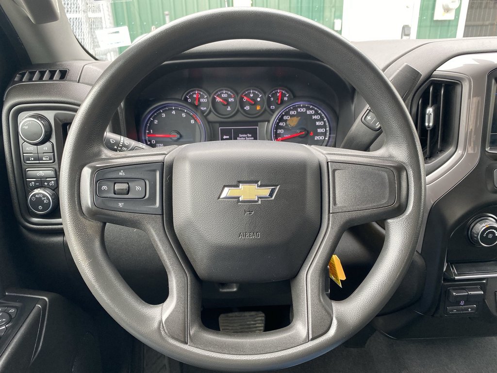 2019 Chevrolet SILVERADO 1500 Custom | V8 | Crusie | CAM | 4X4 in Saint John, New Brunswick - 14 - w1024h768px