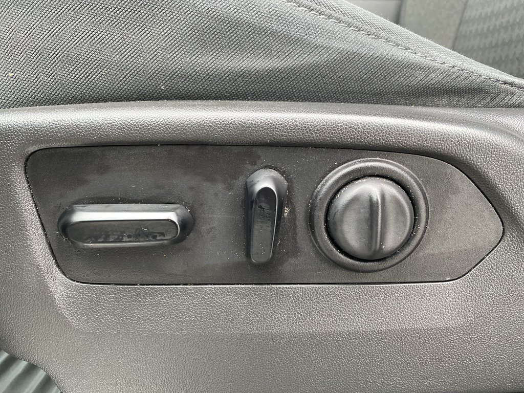 2020 Chevrolet SILVERADO 1500 LT | Cam | HtdWheel | HtdMirrors | USB | Cruise in Saint John, New Brunswick - 12 - w1024h768px