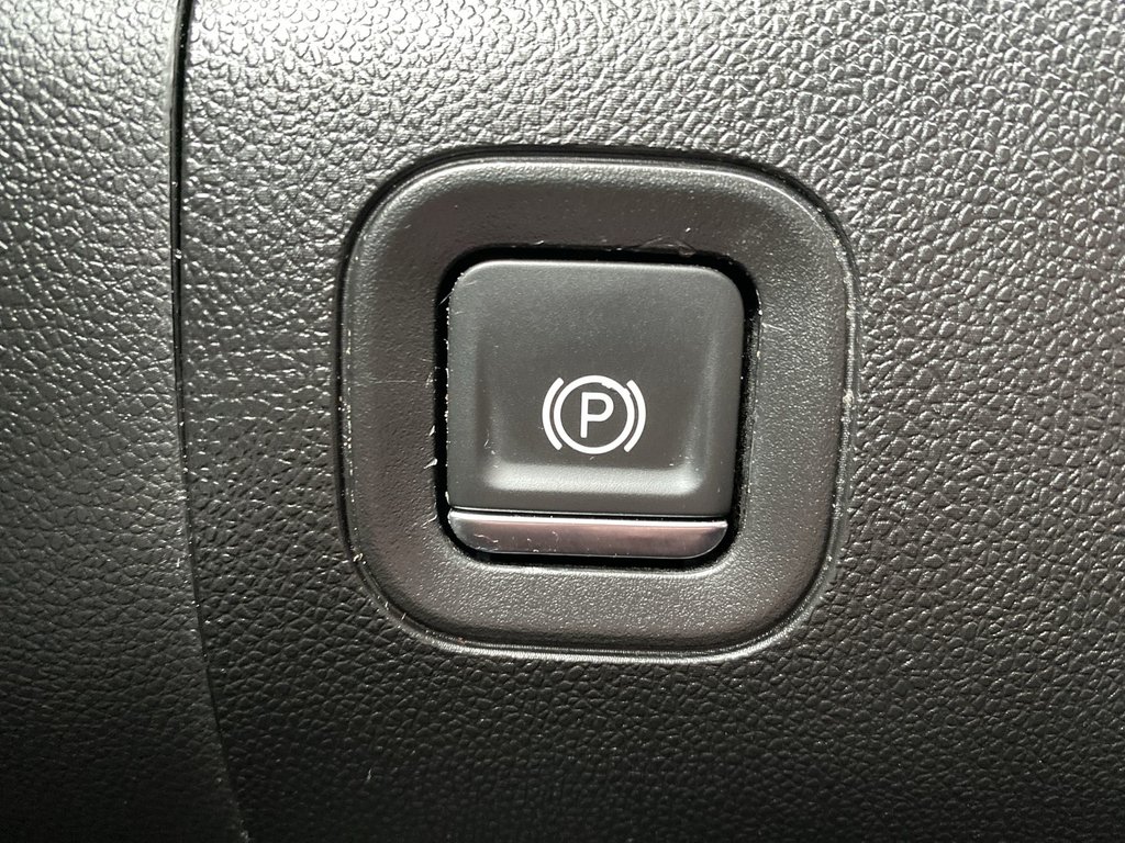 2020 Chevrolet SILVERADO 1500 LT | Cam | HtdWheel | HtdMirrors | USB | Cruise in Saint John, New Brunswick - 26 - w1024h768px