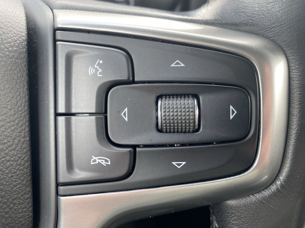 2020 Chevrolet SILVERADO 1500 LT Trailboss | Htd Seats | Htd Wheel | V8 | Cam in Saint John, New Brunswick - 18 - w1024h768px