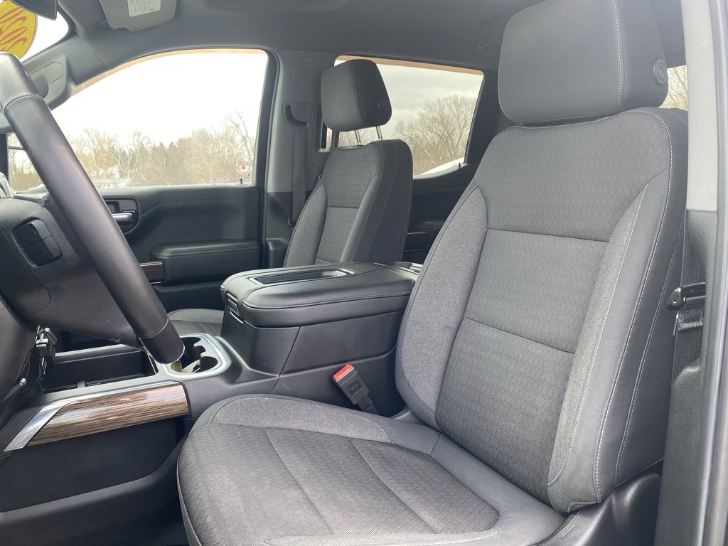 2020 Chevrolet SILVERADO 1500 LT Trailboss | Htd Seats | Htd Wheel | V8 | Cam in Saint John, New Brunswick - 11 - w1024h768px