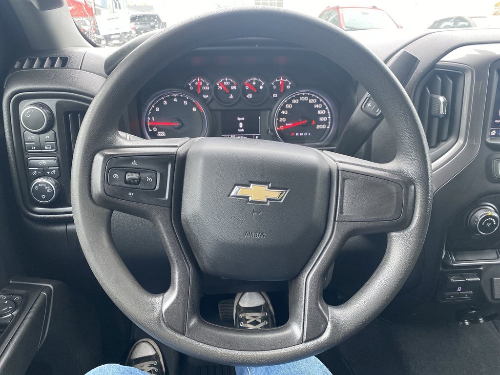 2020 Chevrolet SILVERADO 1500 Custom | V8 | Crusie | Cam | 4X4 in Saint John, New Brunswick - 14 - w1024h768px