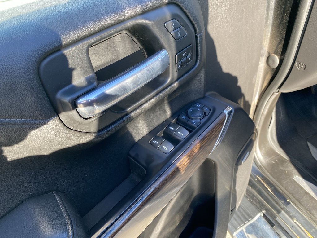 2021 Chevrolet SILVERADO 1500 in Antigonish, Nova Scotia - 13 - w1024h768px