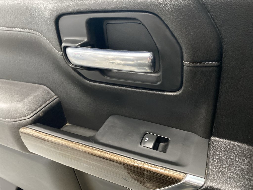 Chevrolet SILVERADO 1500 RST | 4WD | Bluetooth | 5.3L | 20 Wheels 2021 à Saint John, Nouveau-Brunswick - 29 - w1024h768px