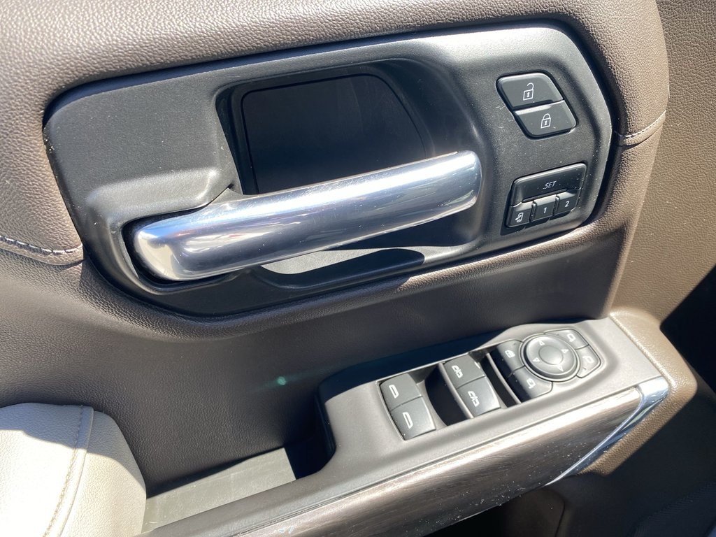 2021 Chevrolet SILVERADO 1500 LTZ | Leather | Diesel | Z71 in Saint John, New Brunswick - 13 - w1024h768px