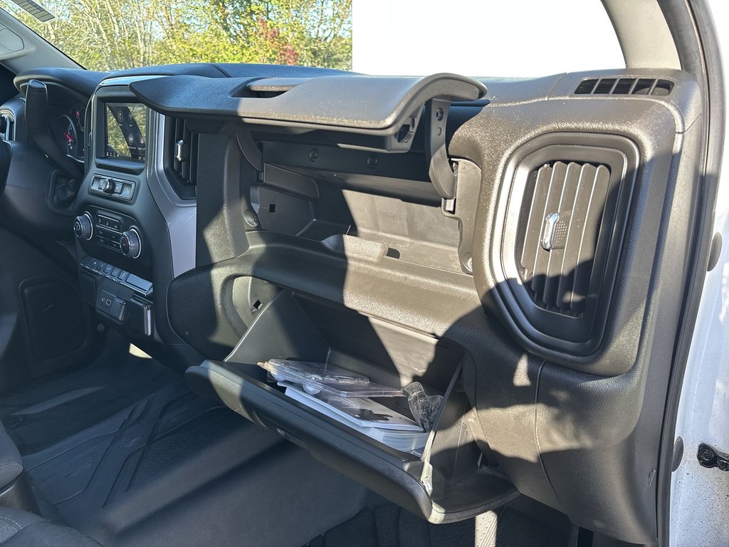 Chevrolet Silverado 1500 Custom | Cam | USB | Cruise | Warranty to 2028 2022 à Saint John, Nouveau-Brunswick - 33 - w1024h768px
