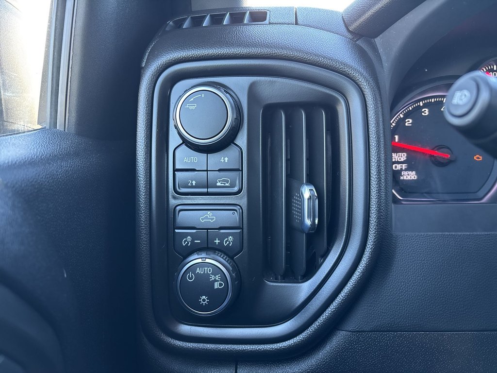 Chevrolet Silverado 1500 Custom | Cam | USB | Cruise | Warranty to 2028 2022 à Saint John, Nouveau-Brunswick - 18 - w1024h768px