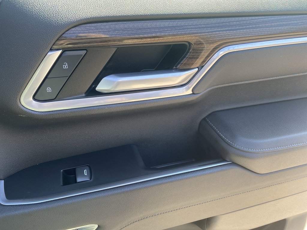 2022 Chevrolet SILVERADO 1500 RST | Htd Wheel | Htd Seats | V8 in Saint John, New Brunswick - 35 - w1024h768px