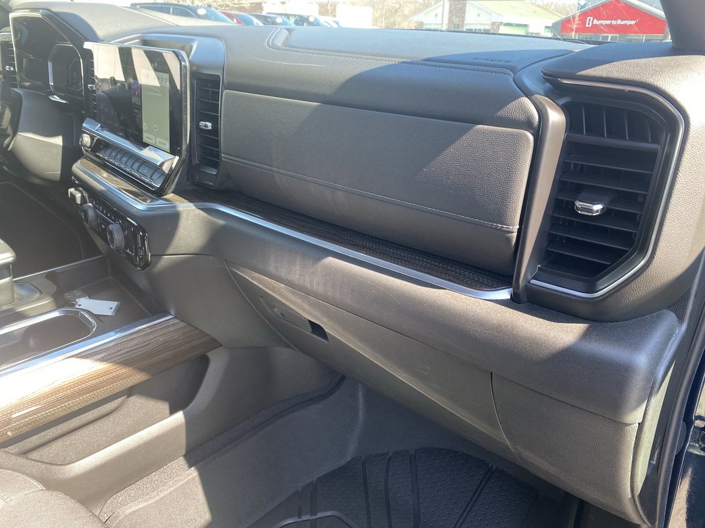 2022 Chevrolet SILVERADO 1500 RST | Htd Wheel | Htd Seats | V8 in Saint John, New Brunswick - 34 - w1024h768px