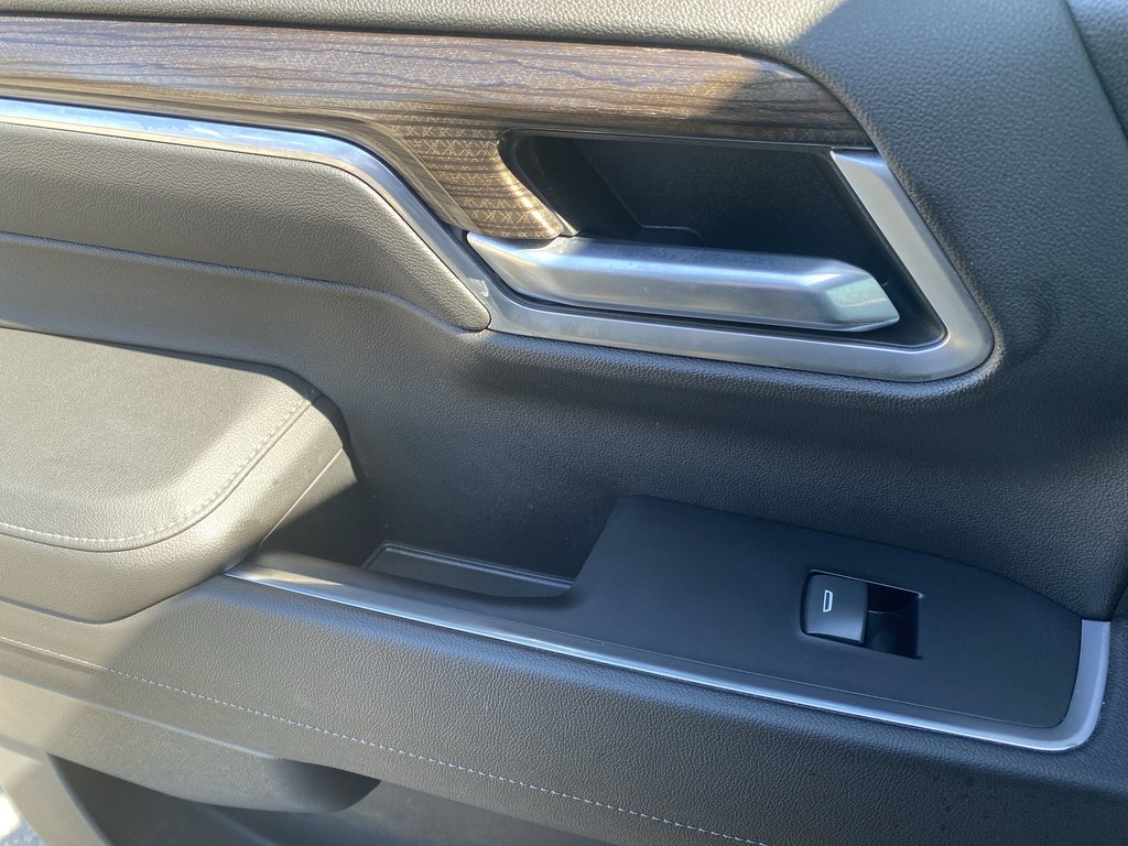 2022 Chevrolet SILVERADO 1500 RST | Htd Wheel | Htd Seats | V8 in Saint John, New Brunswick - 28 - w1024h768px