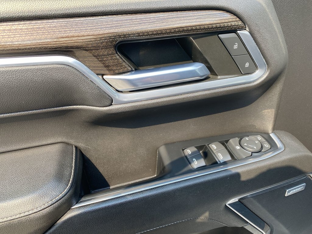 2022 Chevrolet SILVERADO 1500 UNKNOWN in Saint John, New Brunswick - 13 - w1024h768px