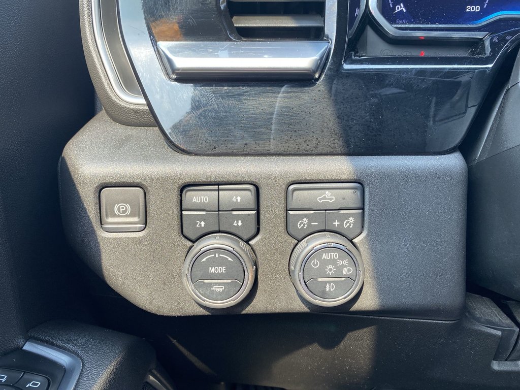 2022 Chevrolet SILVERADO 1500 UNKNOWN in Saint John, New Brunswick - 19 - w1024h768px