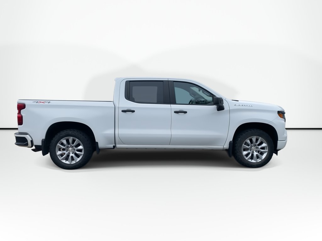 2023 Chevrolet SILVERADO 1500 CUSTOM in Saint John, New Brunswick - 9 - w1024h768px