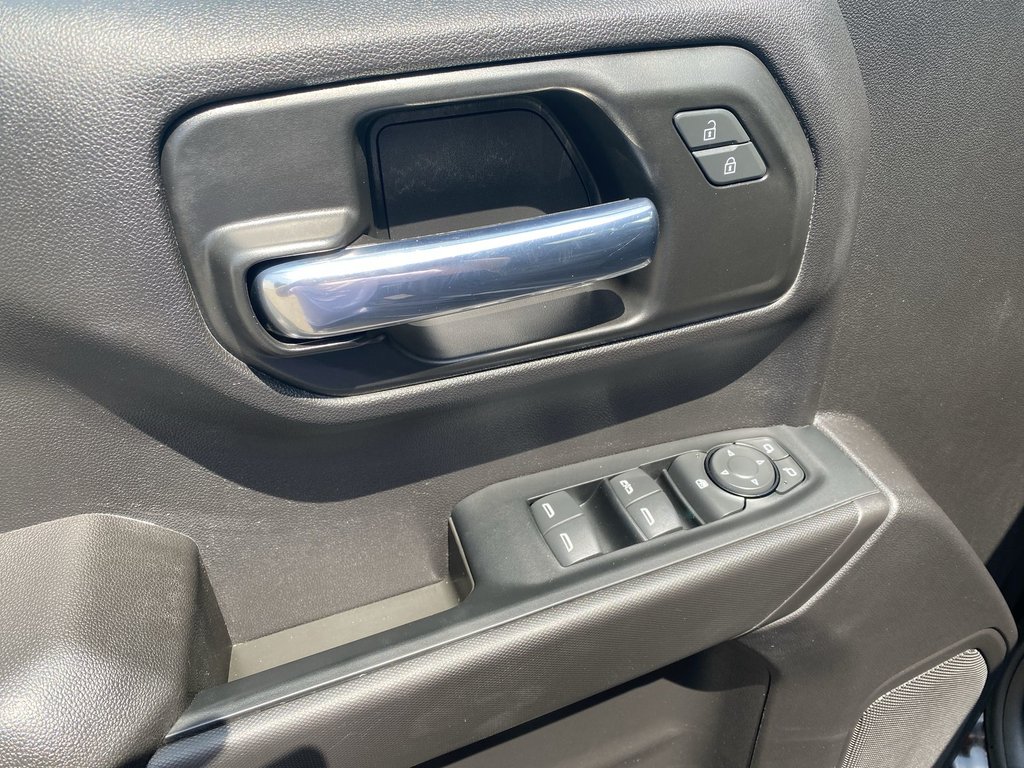 2023 Chevrolet SILVERADO 1500 in Antigonish, Nova Scotia - 13 - w1024h768px
