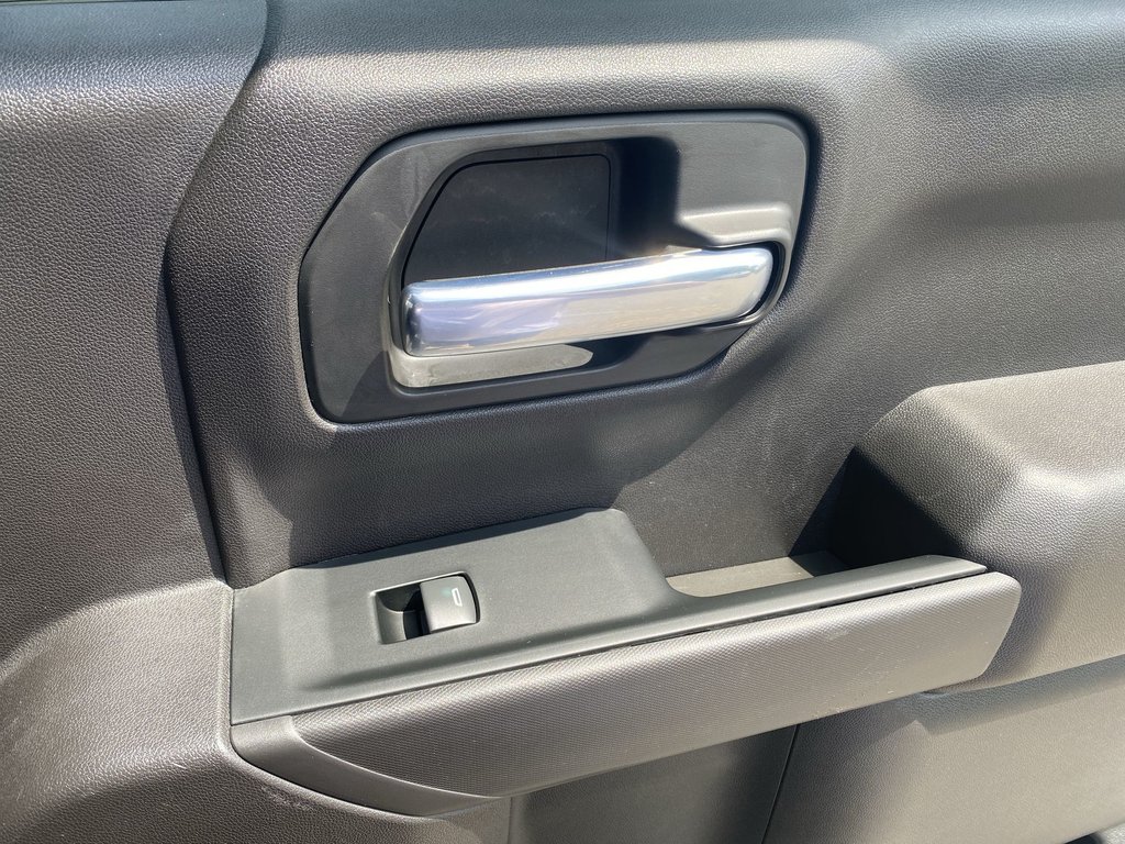 2023 Chevrolet SILVERADO 1500 in Antigonish, Nova Scotia - 32 - w1024h768px