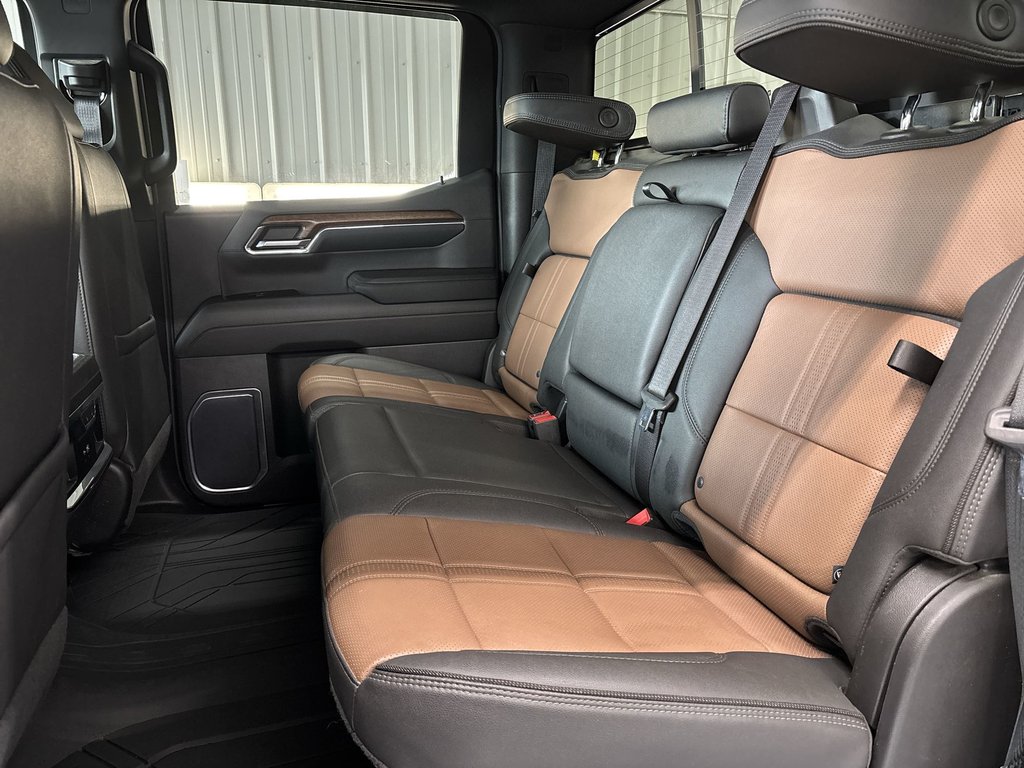 2023 Chevrolet Silverado 1500 High Country | Leather | Roof | Nav | Cam | USB in Saint John, New Brunswick - 26 - w1024h768px