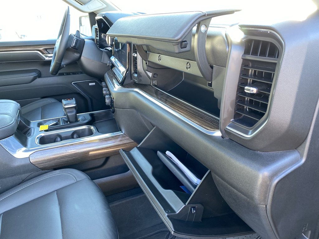 2024 Chevrolet SILVERADO 1500 RST | Leather | HDCam | USB | Warranty to 2026 in Saint John, New Brunswick - 33 - w1024h768px