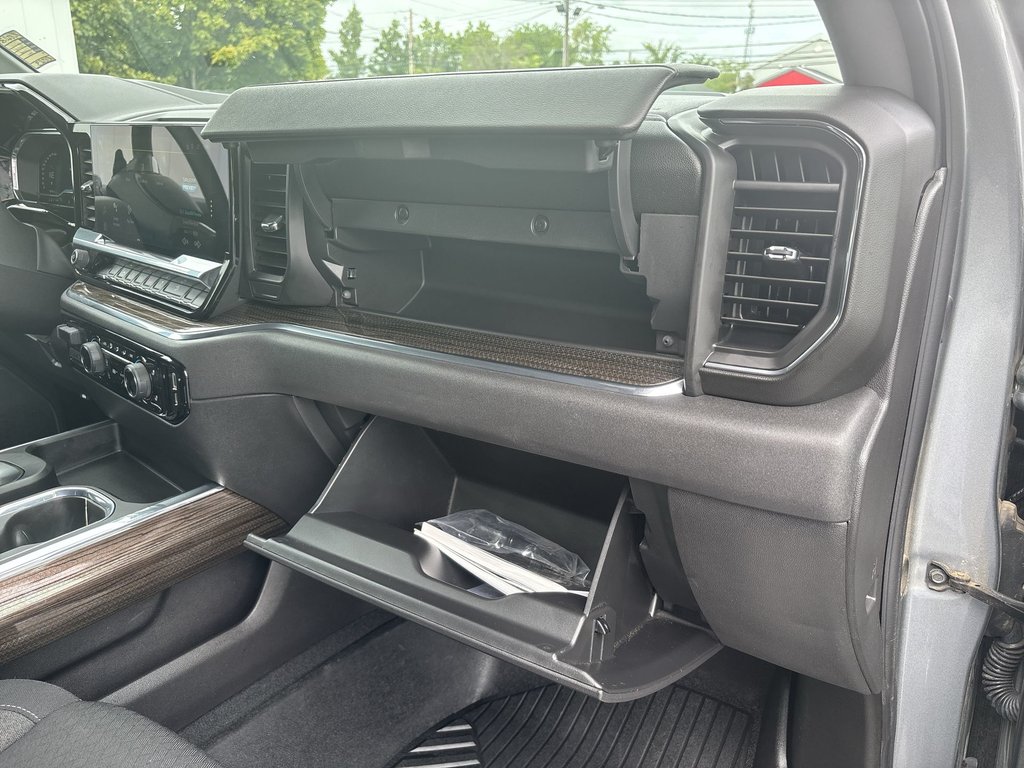 2024 Chevrolet SILVERADO 1500 LT TRAIL BOSS | Z71 | Htd Wheel | Warranty to 2029 in Saint John, New Brunswick - 33 - w1024h768px