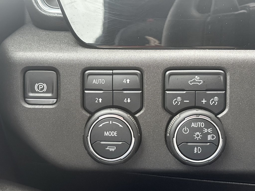 2024 Chevrolet SILVERADO 1500 LT TRAIL BOSS | Z71 | Htd Wheel | Warranty to 2029 in Saint John, New Brunswick - 19 - w1024h768px