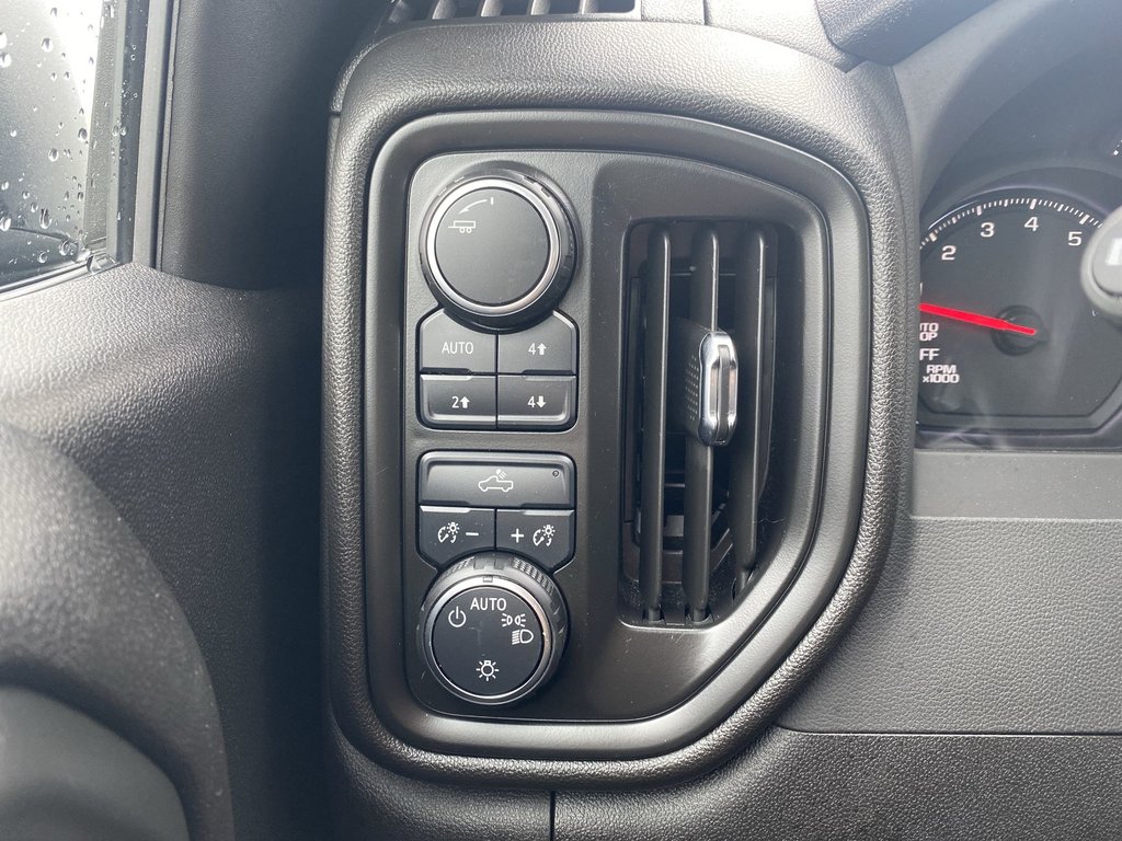 2025 Chevrolet SILVERADO 1500 in Antigonish, Nova Scotia - 19 - w1024h768px