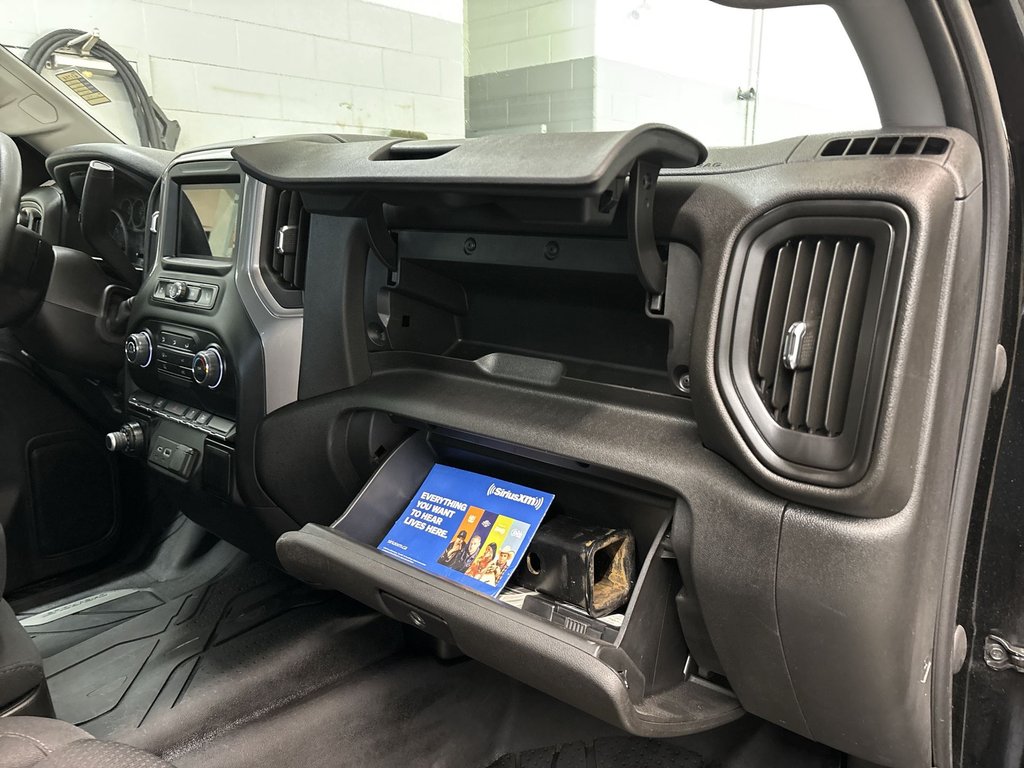 2024 Chevrolet Silverado 2500 4WD Custom Crew Cam | USB | Bluetooth | Cruise in Saint John, New Brunswick - 34 - w1024h768px