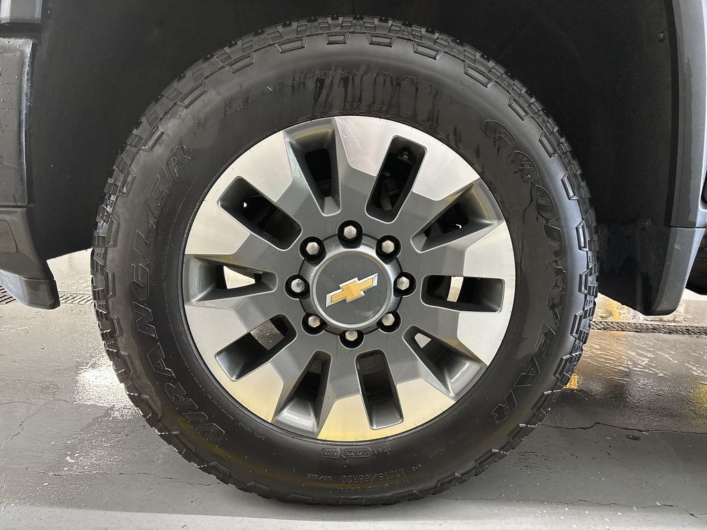 2024 Chevrolet Silverado 2500 4WD Custom Crew Cam | USB | Bluetooth | Cruise in Saint John, New Brunswick - 10 - w1024h768px
