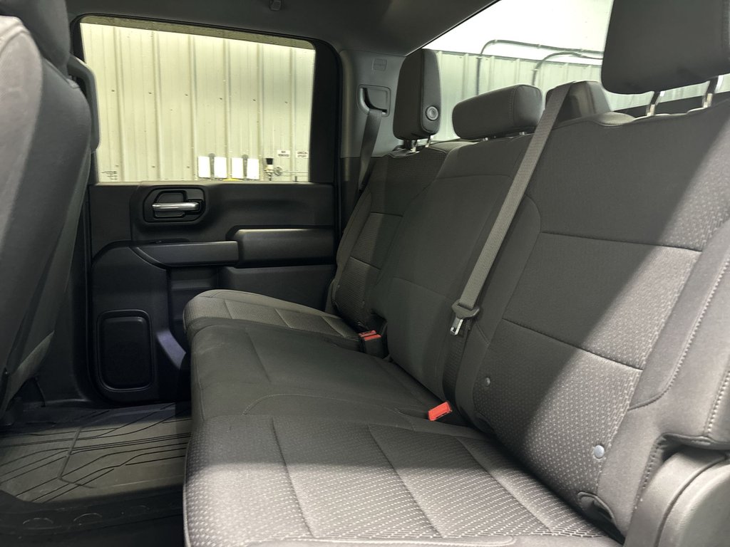 2024 Chevrolet Silverado 2500 4WD Custom Crew Cam | USB | Bluetooth | Cruise in Saint John, New Brunswick - 27 - w1024h768px