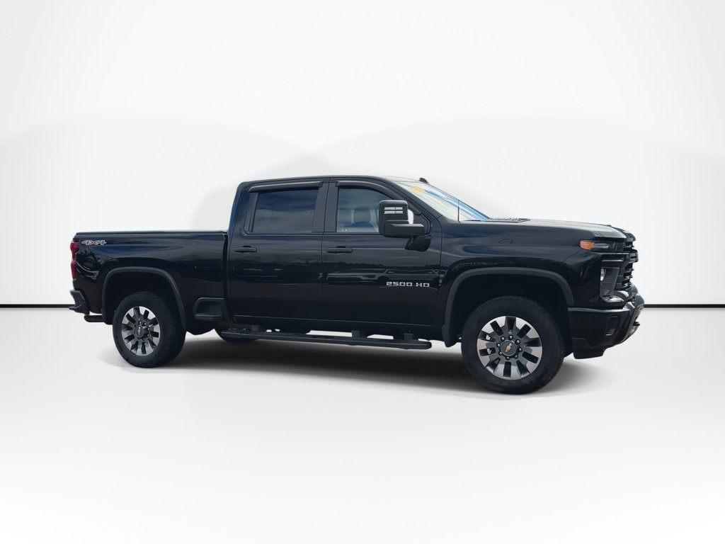 2024 Chevrolet Silverado 2500 4WD Custom Crew Cam | USB | Bluetooth | Cruise in Saint John, New Brunswick - 2 - w1024h768px