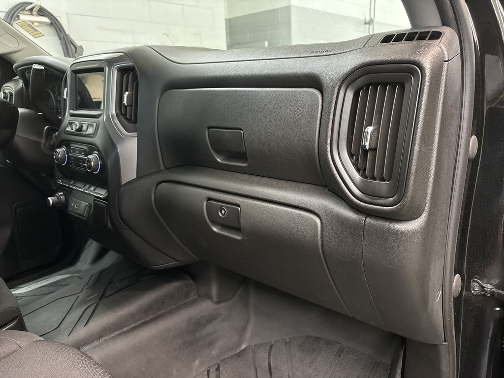 2024 Chevrolet Silverado 2500 4WD Custom Crew Cam | USB | Bluetooth | Cruise in Saint John, New Brunswick - 35 - w1024h768px