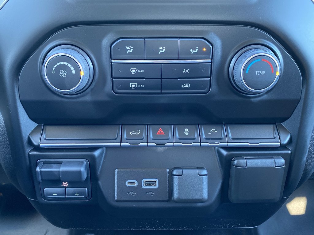 2022 Chevrolet SILVERADO 2500HD in Antigonish, Nova Scotia - 23 - w1024h768px