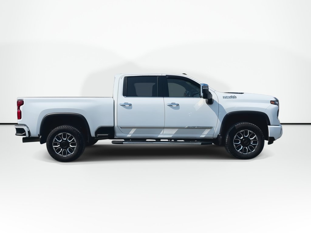 2024 Chevrolet SILVERADO 2500HD HIGH COUNTRY in Saint John, New Brunswick - 9 - w1024h768px