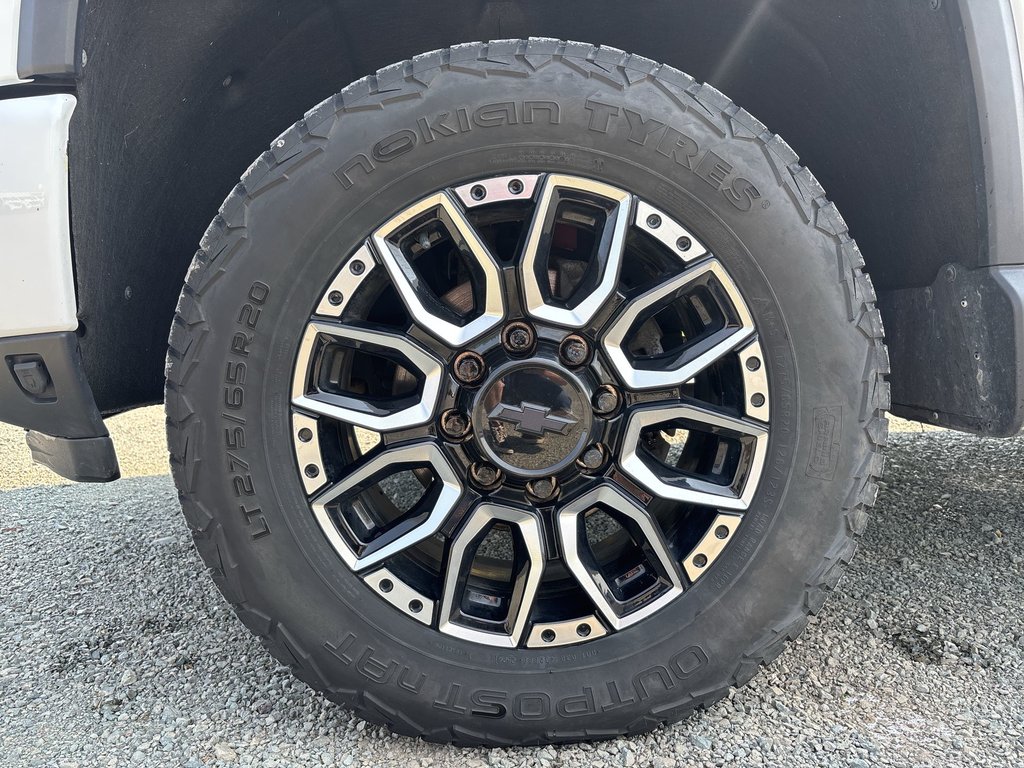 2024 Chevrolet SILVERADO 2500HD HIGH COUNTRY in Saint John, New Brunswick - 10 - w1024h768px