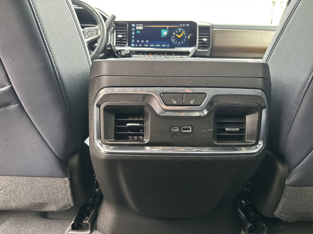 2024 Chevrolet SILVERADO 2500HD High Cuuntry | Leather | Roof | Nav | Cam in Saint John, New Brunswick - 27 - w1024h768px