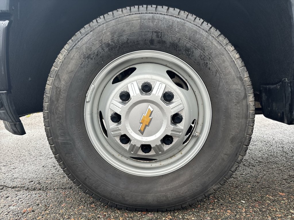 2024 Chevrolet Silverado 3500 W/T | USB | Cruise | Upfitter Switches in Saint John, New Brunswick - 10 - w1024h768px