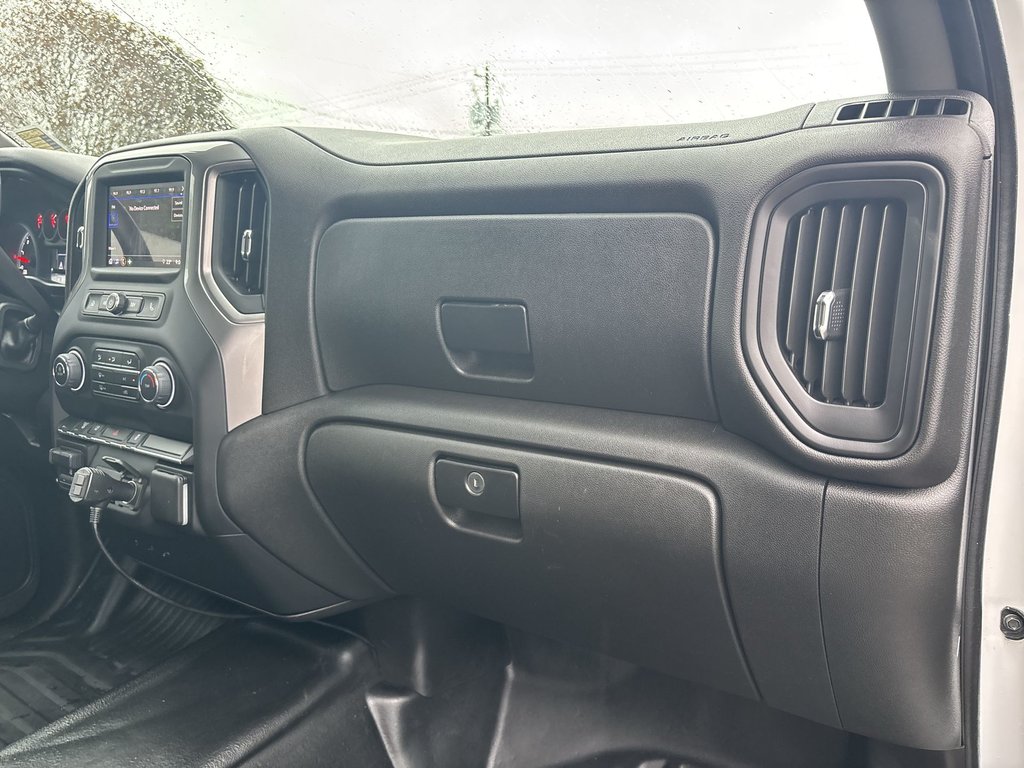 2024 Chevrolet Silverado 3500 W/T | USB | Cruise | Upfitter Switches in Saint John, New Brunswick - 29 - w1024h768px