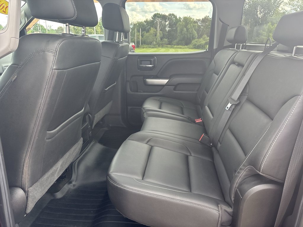 2018 Chevrolet SILVERADO LT True North | Leather | HtdSeats | Cam | USB in Saint John, New Brunswick - 27 - w1024h768px