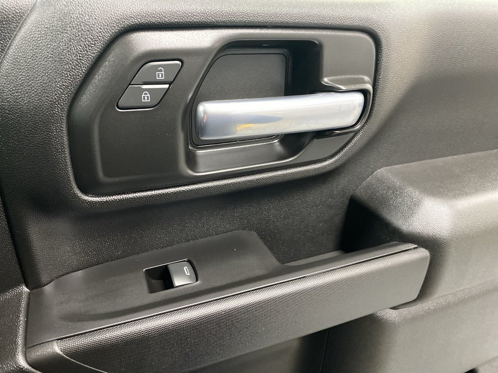 2020 Chevrolet SILVERADO in Antigonish, Nova Scotia - 36 - w1024h768px