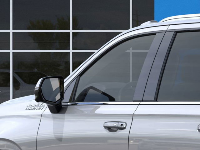 2025 Chevrolet Suburban in Antigonish, Nova Scotia - 12 - w1024h768px