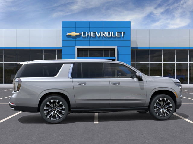 2025 Chevrolet Suburban in Antigonish, Nova Scotia - 5 - w1024h768px