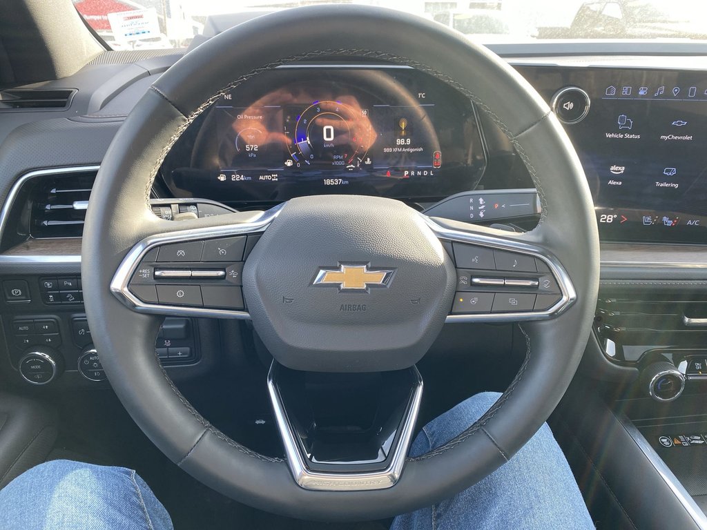 2025 Chevrolet Suburban High Country | Leather | Sunroof | Ventilated Seat in Saint John, New Brunswick - 14 - w1024h768px