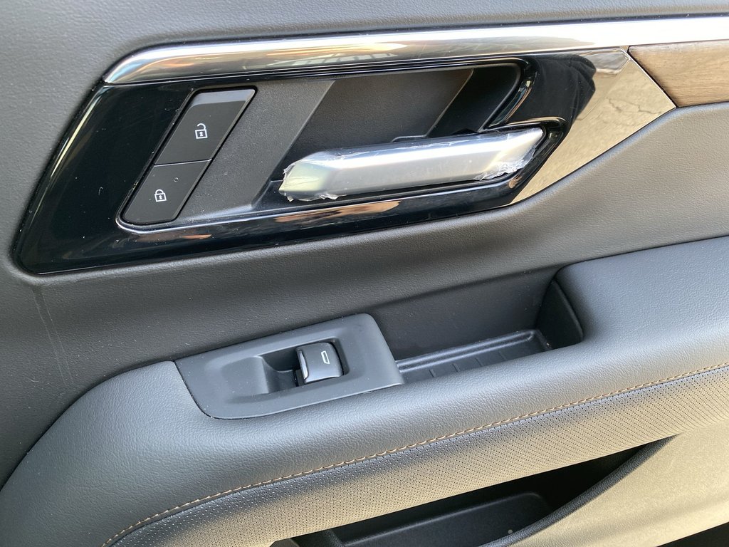 2025 Chevrolet Suburban High Country | Leather | Sunroof | Ventilated Seat in Saint John, New Brunswick - 31 - w1024h768px