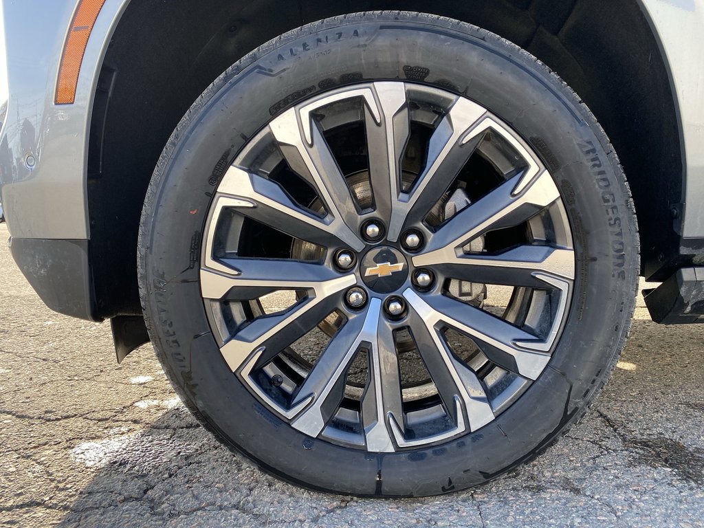 2025 Chevrolet Suburban High Country | Leather | Sunroof | Ventilated Seat in Saint John, New Brunswick - 10 - w1024h768px