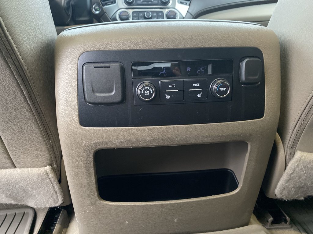 2020 Chevrolet TAHOE Premier | Cam | Sunroof | HtdWheel | Bluetooth in Saint John, New Brunswick - 29 - w1024h768px