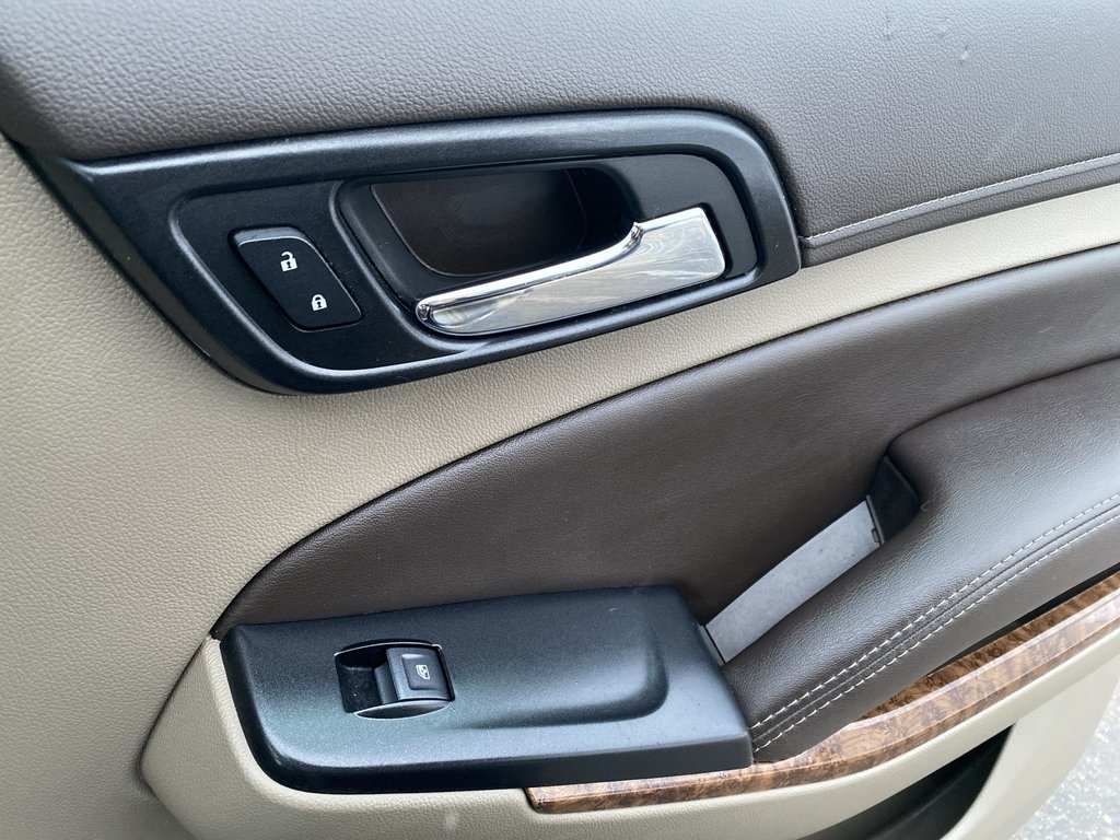 2020 Chevrolet TAHOE Premier | Cam | Sunroof | HtdWheel | Bluetooth in Saint John, New Brunswick - 38 - w1024h768px